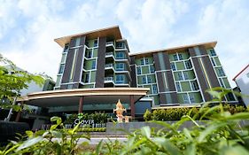 โรงแรมโคลเวอร์ หาดใหญ่ (SHA Extra Plus)